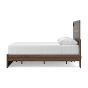 janfyn-queen-panel-bed-with-storage-10