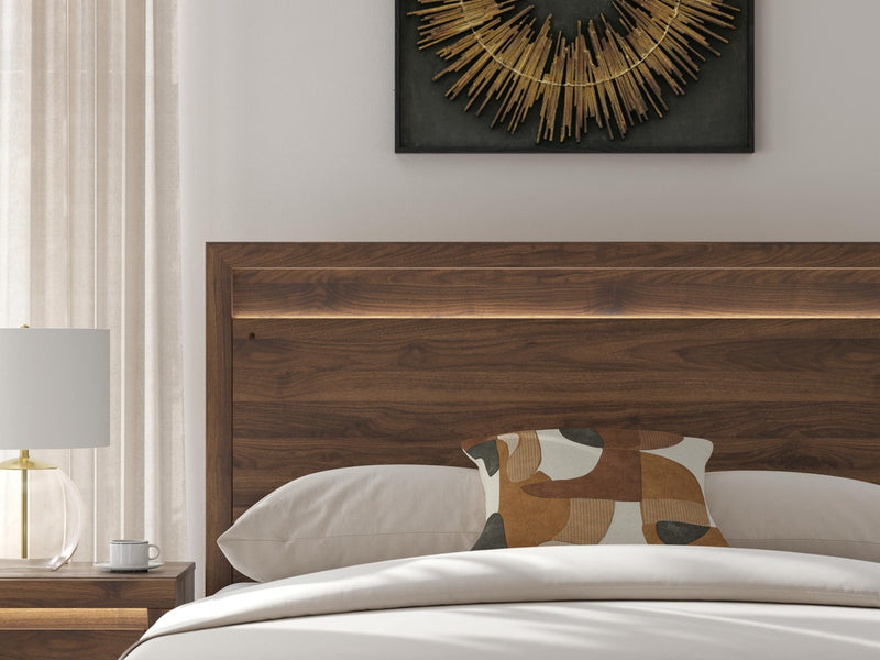 janfyn-queen-panel-bed-with-2-sided-storage-10