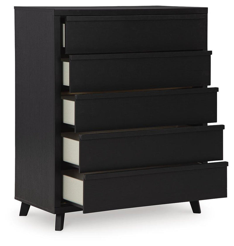 danziar-dresser-chest-and-nightstand-12