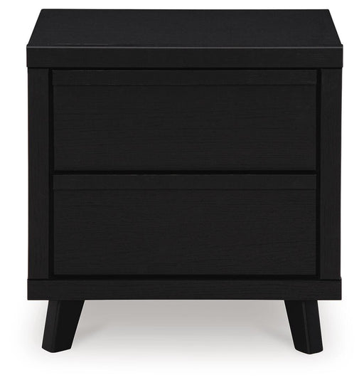 danziar-dresser-chest-and-nightstand-2