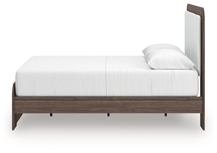 Kendanport Upholstered Bed - Furniture City (CA)l