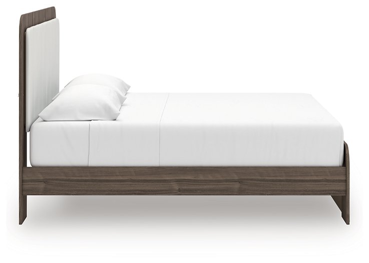 Kendanport Upholstered Bed - Furniture City (CA)l
