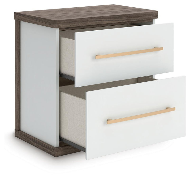 kendanport-queen-upholstered-bed-dresser-mirror-and-nightstand-19