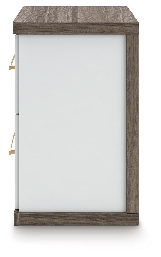 kendanport-queen-upholstered-bed-dresser-mirror-and-nightstand-20