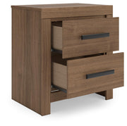 broachmyn-queen-panel-bed-dresser-mirror-and-nightstand-17