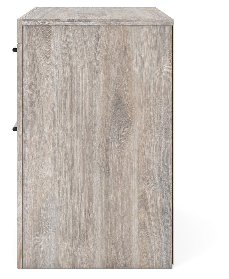 broachmyn-queen-panel-bed-dresser-mirror-and-nightstand-20