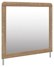 gramburg-queen-panel-bed-dresser-mirror-and-nightstand-10