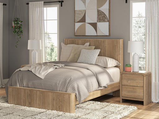 gramburg-queen-panel-platform-bed-2