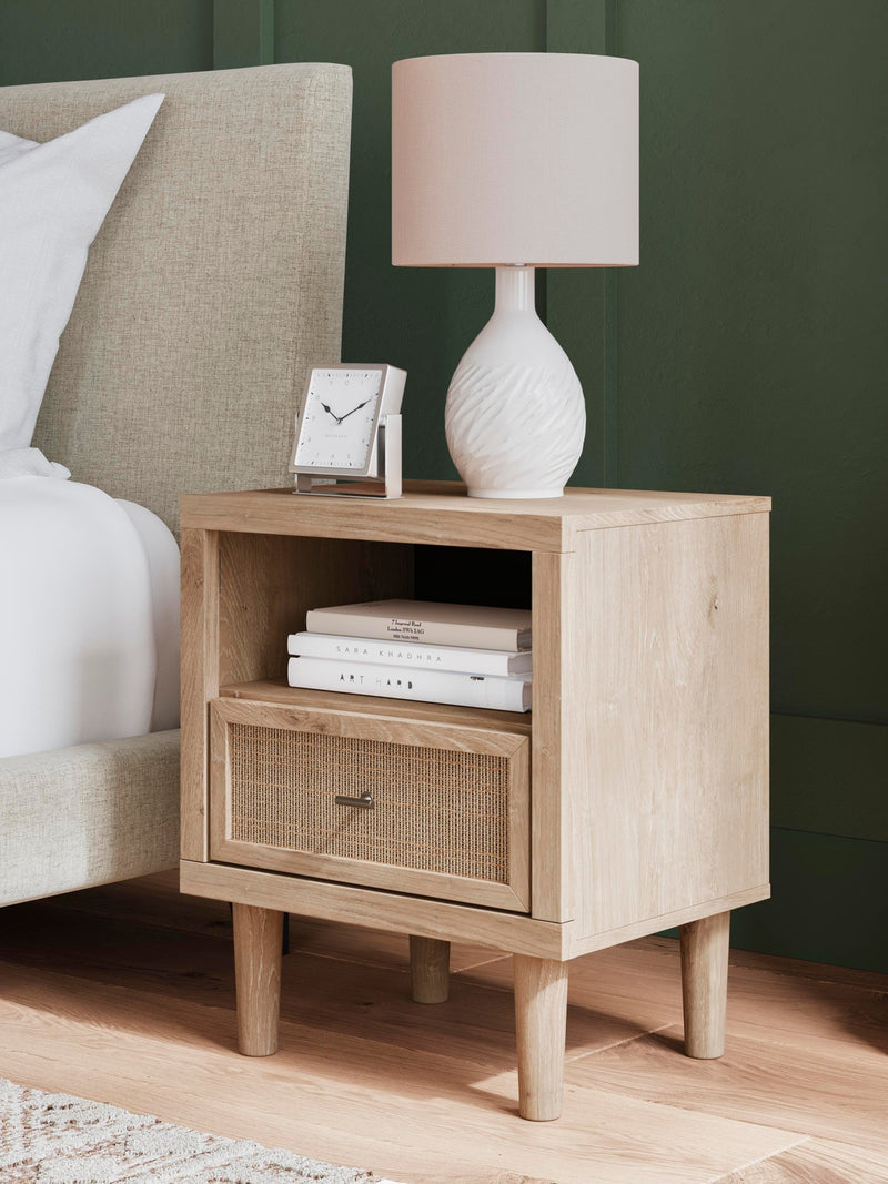 cielden-queen-panel-bed-dresser-mirror-and-nightstand-24