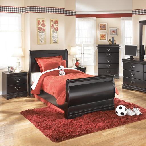 huey-vineyard-twin-sleight-bed-and-dresser-2