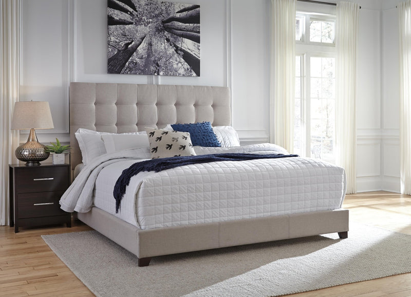 dolante-queen-upholstered-bed-6