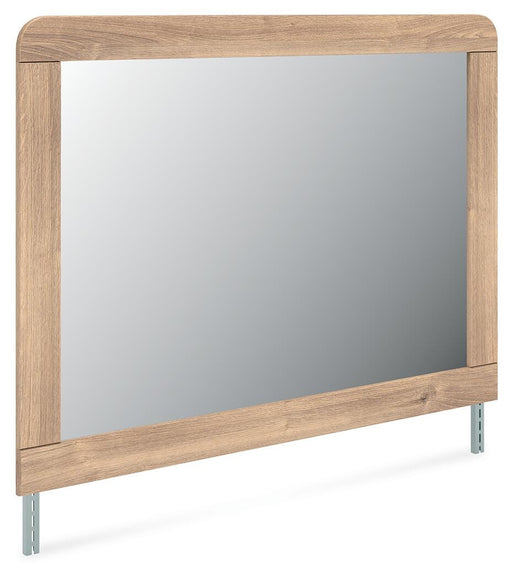 kinlanni-bedroom-mirror-2