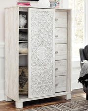 paxberry-queen-panel-bed-and-chest-14