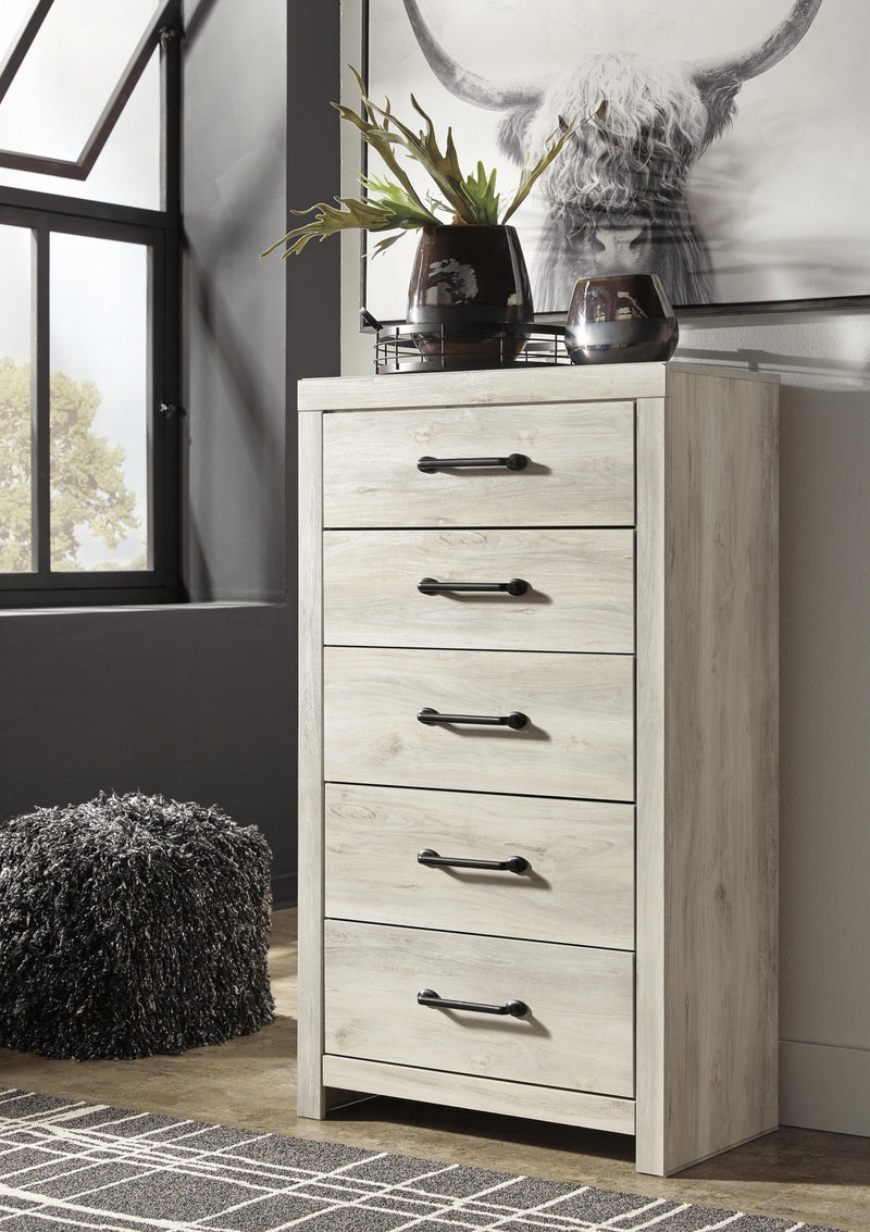 cambeck-queen-storage-bed-chest-and-2-nightstands-19