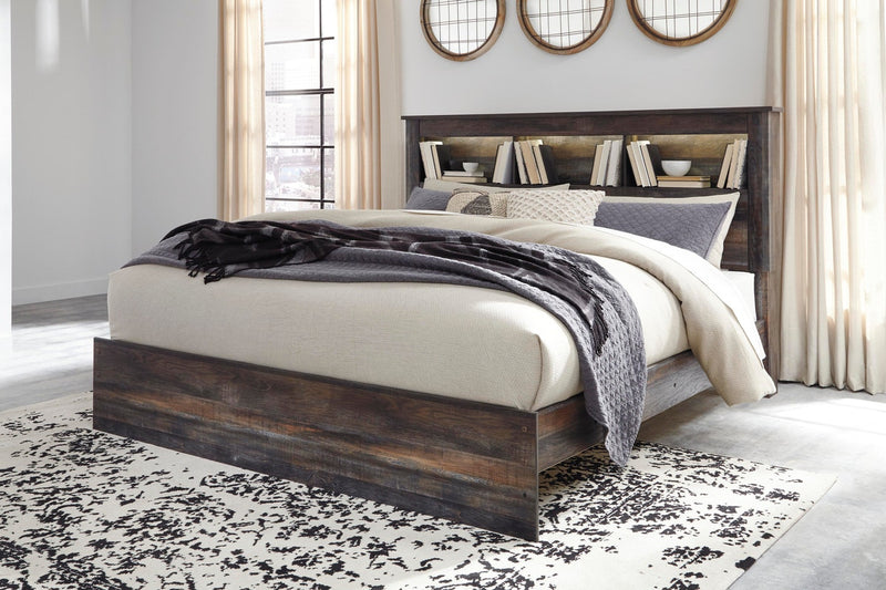 drystan-king-panel-bed-dresser-mirror-and-2-nightstands-12