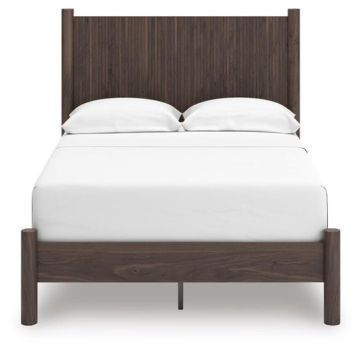pamytta-full-panel-platform-bed-dresser-and-mirror-2