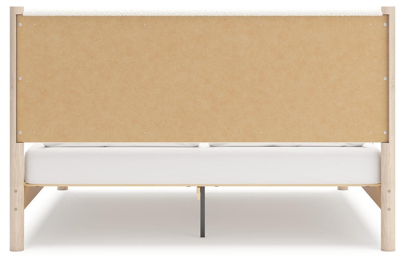 cadmori-king-panel-bed-dresser-and-2-nightstands-5