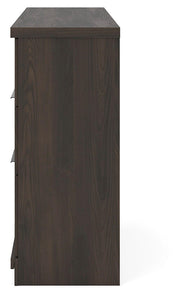 shaehartin-king-panel-bed-dresser-mirror-and-nightstand-7