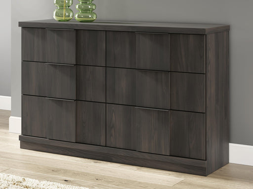 shaehartin-king-panel-bed-dresser-mirror-and-nightstand-2