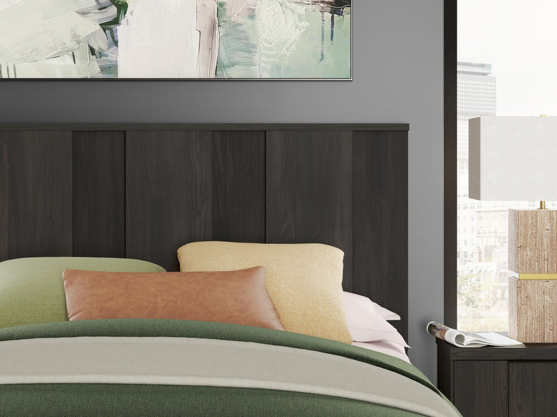 shaehartin-queen-panel-bed-9