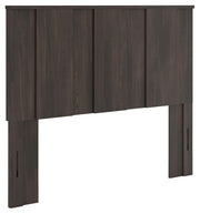 shaehartin-queen-panel-bed-dresser-mirror-and-nightstand-13
