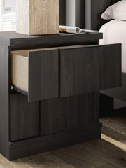 shaehartin-king-panel-bed-dresser-mirror-and-nightstand-25