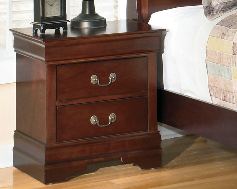 alisdair-full-sleigh-bed-dresser-mirror-chest-and-nightstand-16