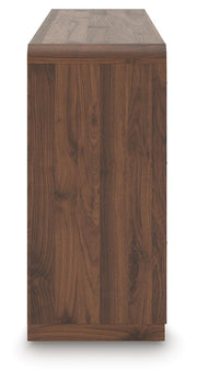 fortlorn-queen-panel-bed-and-dresser-6