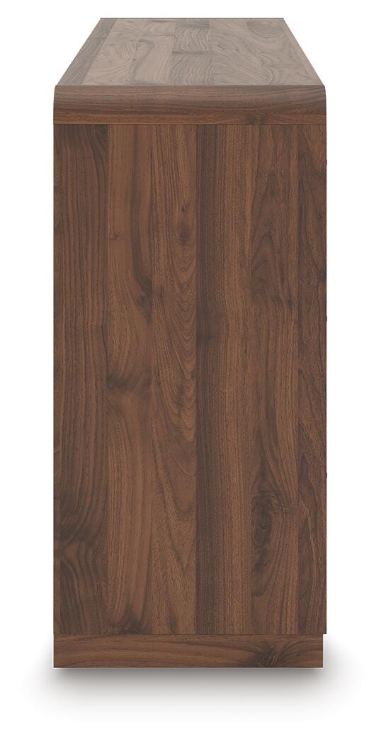 fortlorn-queen-panel-bed-and-dresser-6