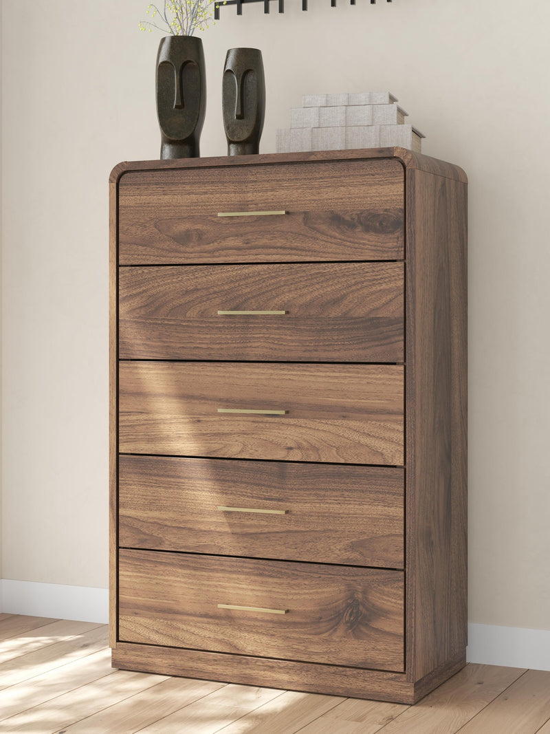 fortlorn-queen-panel-bed-dresser-chest-and-2-nightstands-33