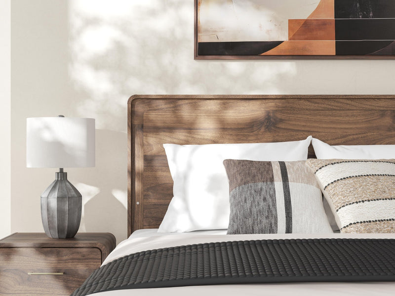 fortlorn-queen-panel-bed-dresser-mirror-and-nightstand-25