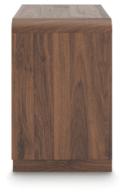 fortlorn-queen-panel-bed-dresser-chest-and-2-nightstands-29