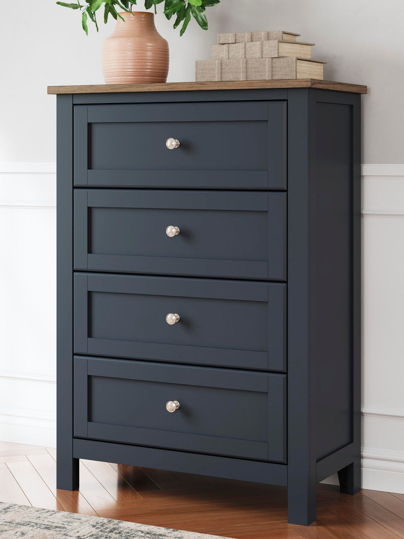 landocken-twin-panel-bed-dresser-chest-and-nightstand-33
