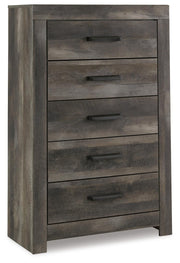wynnlow-full-panel-bed-chest-and-nightstand-2