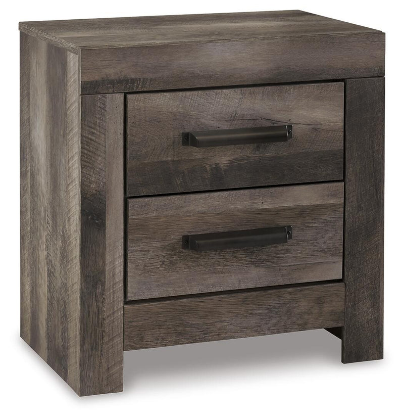 wynnlow-queen-panel-bed-and-nightstand-3