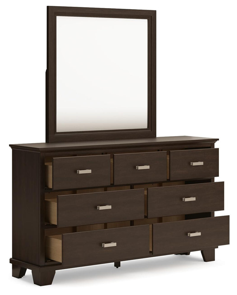 covetown-queen-panel-bed-dresser-mirror-chest-and-nightstand-4