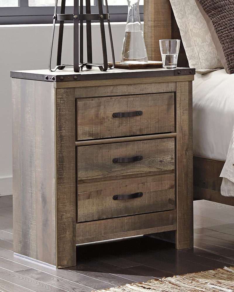 trinell-queen-poster-bed-and-nightstand-5