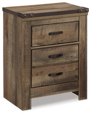 trinell-queen-poster-bed-and-nightstand-2