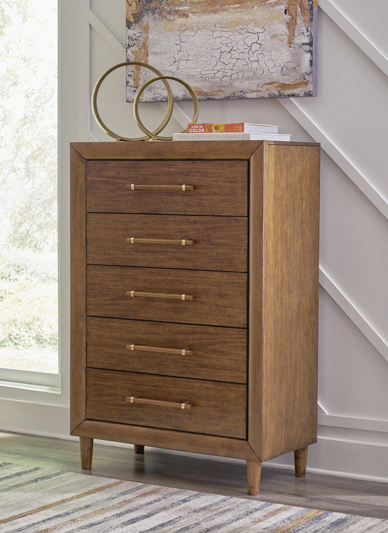 lyncott-king-upholstered-bed-chest-and-nightstand-14