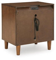 lyncott-king-upholstered-bed-chest-and-nightstand-13