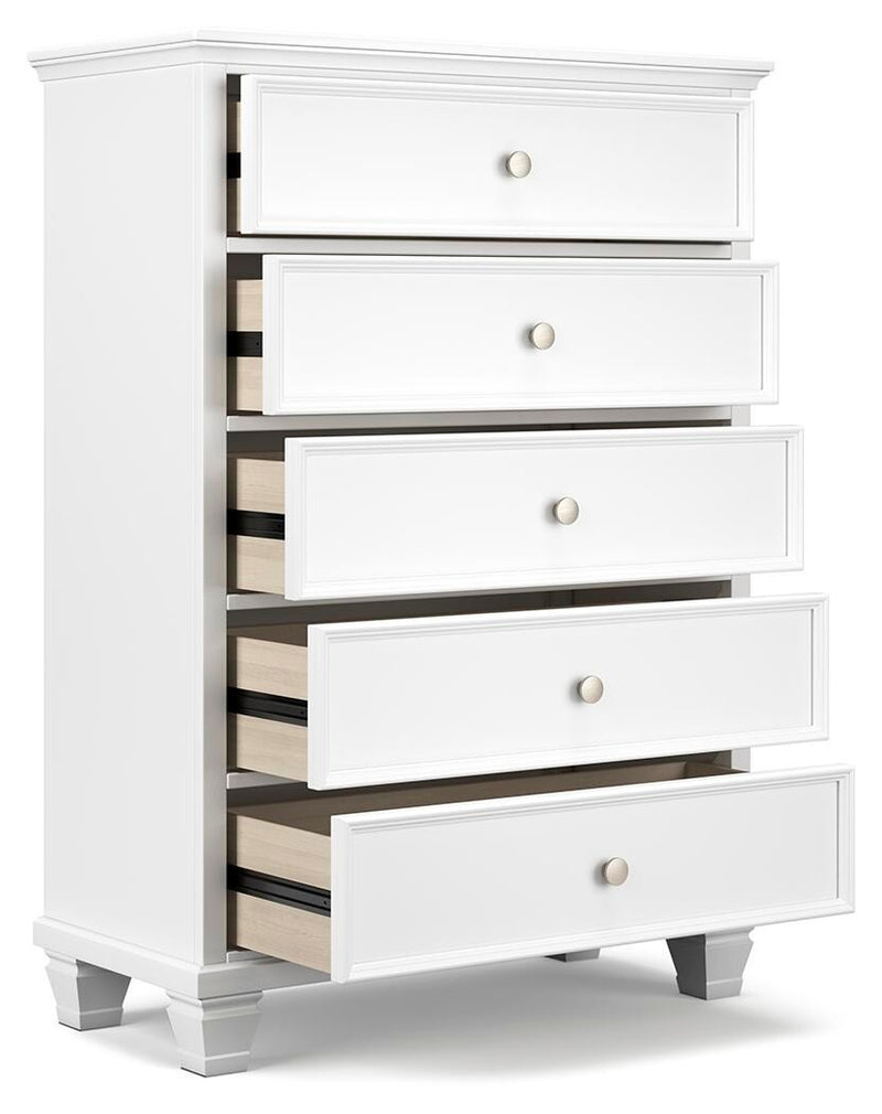 fortman-king-panel-bed-dresser-mirror-chest-and-nightstand-11