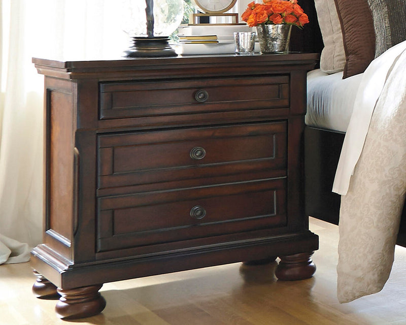porter-queen-panel-bed-dresser-mirror-and-nightstand-17
