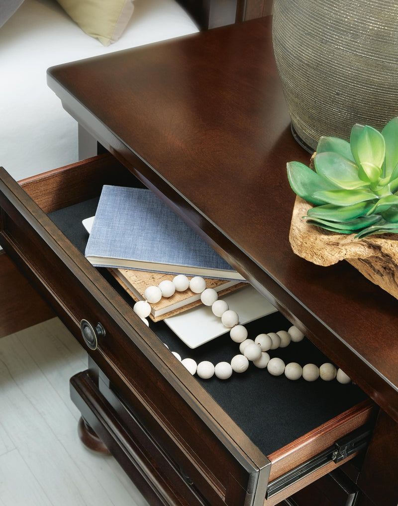 porter-king-panel-bed-chest-and-2-nightstands-22