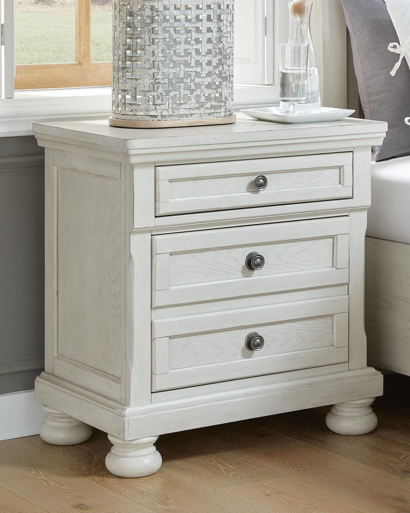 robbinsdale-full-storage-bed-and-nightstand-11