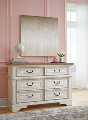 realyn-king-panel-bed-dresser-and-2-nightstands-10