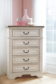 realyn-king-panel-bed-dresser-chest-and-2-nightstands-17
