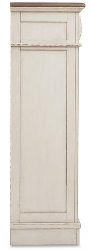 realyn-full-upholstered-panel-bed-chest-and-nightstand-4