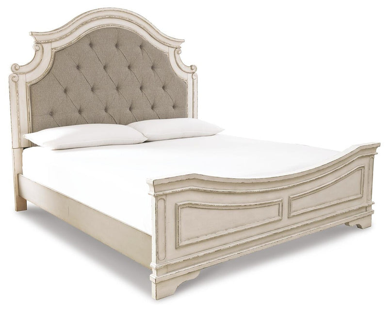 realyn-king-panel-bed-dresser-chest-and-2-nightstands-8
