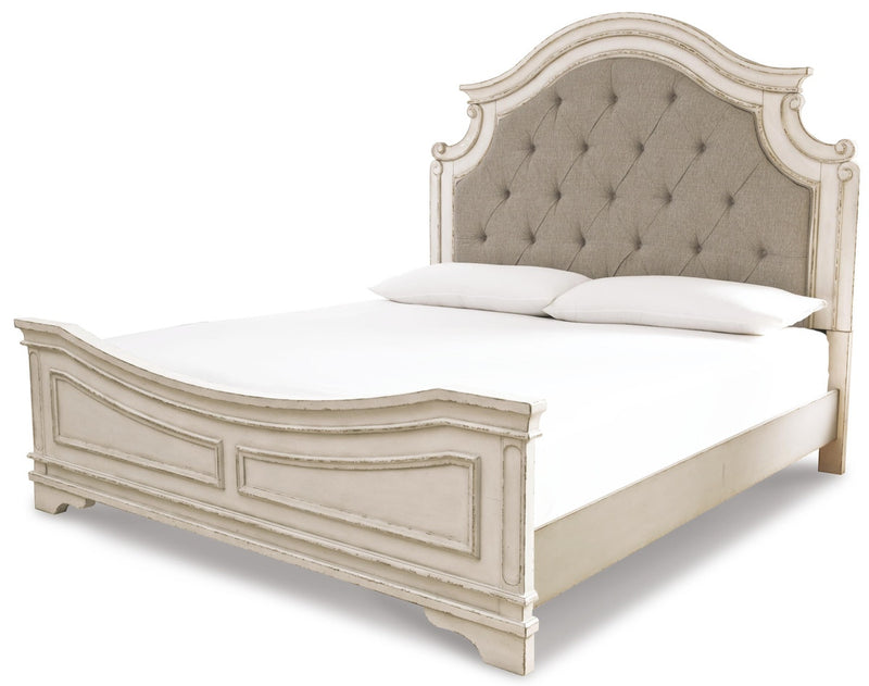 realyn-king-bed-with-mirrored-dresser-and-nightstand-3