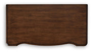 lavinton-king-poster-bed-2-chests-and-nightstand-5